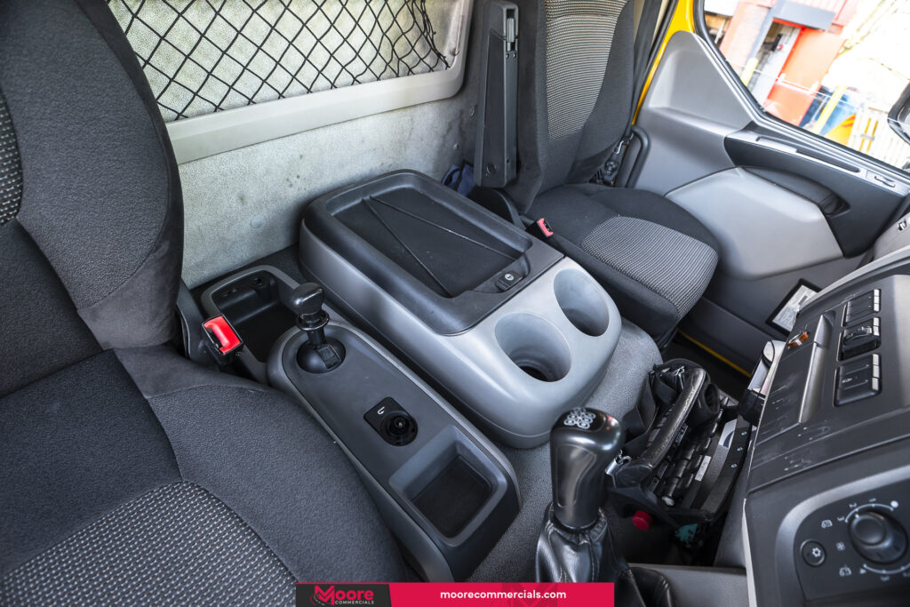 2014 (14) DAF LF 250 FA 18T 19FT Day Cab