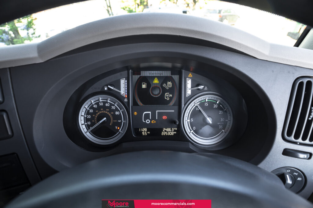 2014 (14) DAF LF 250 FA 18T 19FT Day Cab