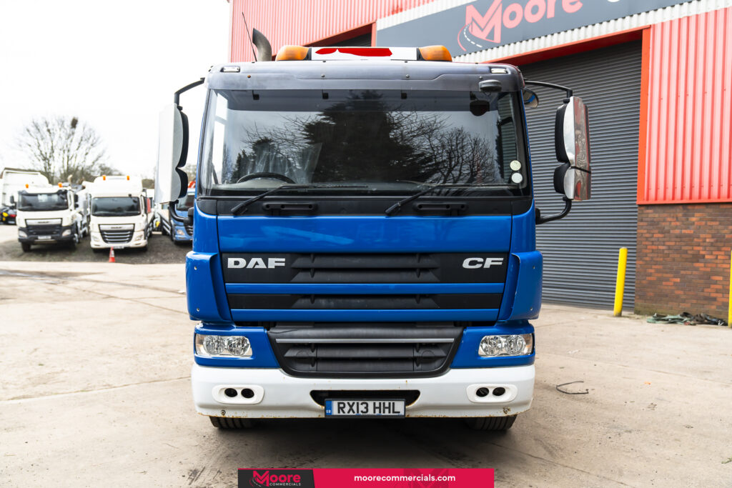 2013 (13) DAF CF 26T 23FT Day Cab