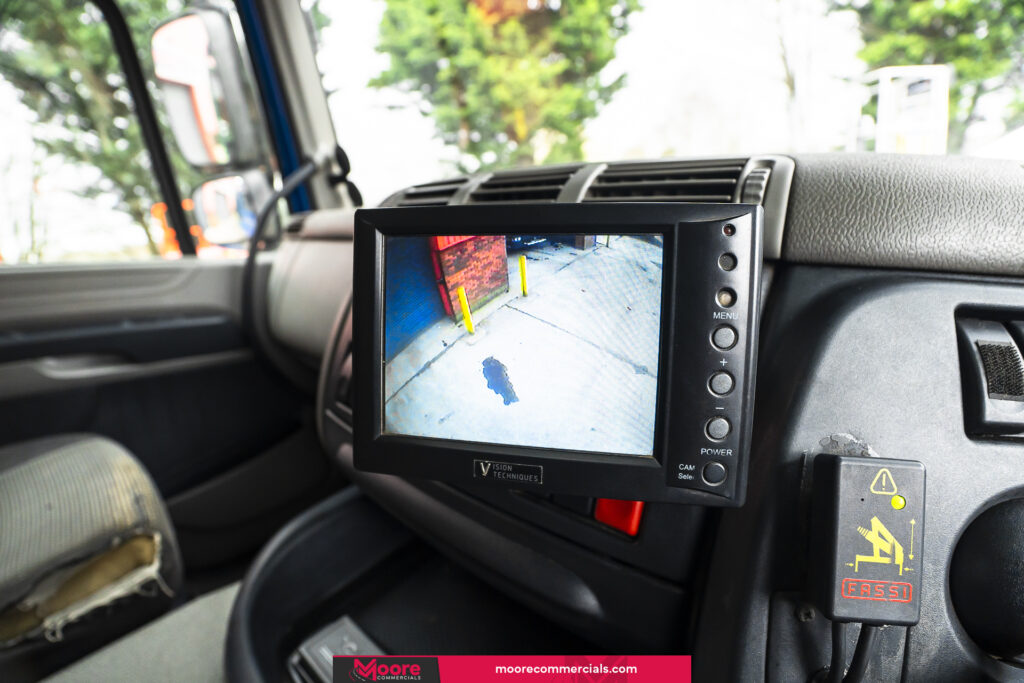 2013 (13) DAF CF 26T 23FT Day Cab